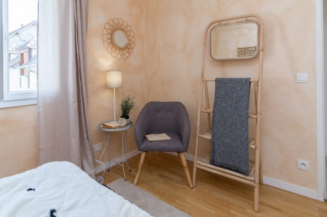 Chambre parentale 2 Après CHEPTAINVILLE par HOMESTAGING DECO FRANCE