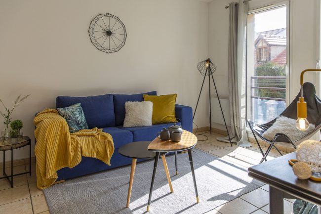 Salon Après home staging par HOMESTAGING DECO FRANCE