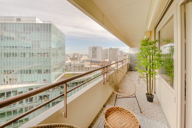 Balcon Après Paris 14éme par le Réseau HOMESTAGING DECO FRANCE