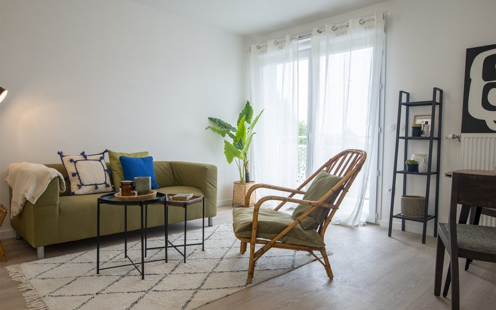 Séjour 2 Bobigny après par HOMESTAGING DECO FRANCE