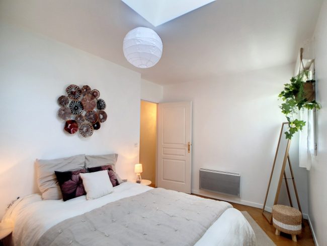 Chambre parentale après par réseau HOMESTAGING DECO FRANCE