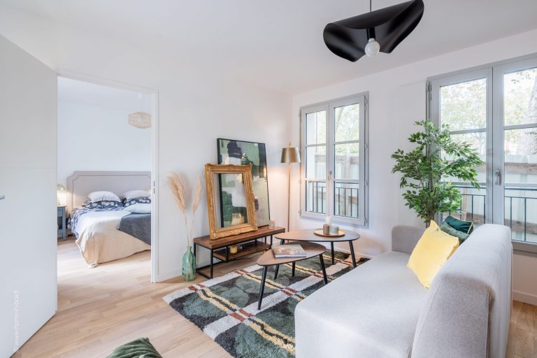 Couverture Versailles aprés réseau HOMESTAGING DECO FRANCE